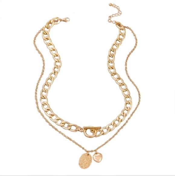 Jewelry - 💥 Gold Layered Chunky Chain Heart Pendant Necklace✨️